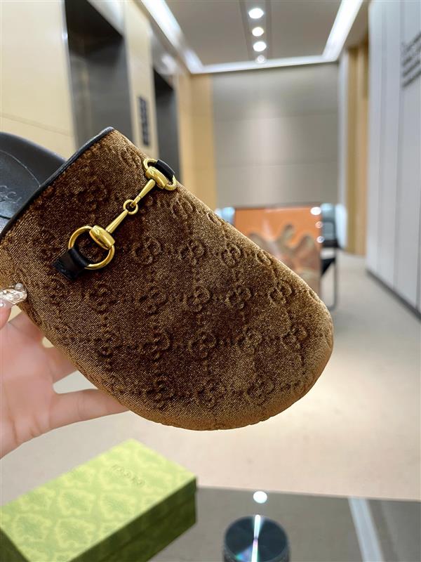 20243518539644 200210